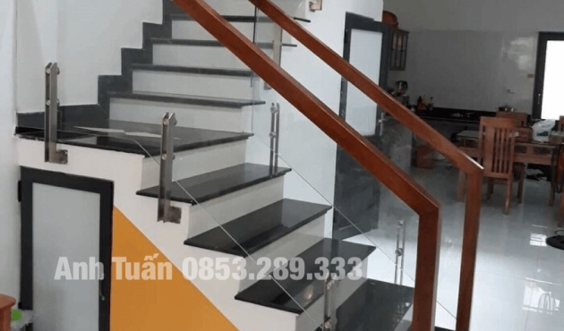 thi công kính cường lực
