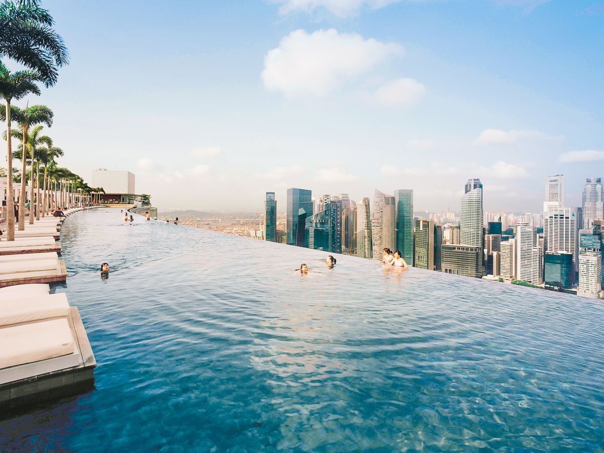 Hoàn thiện hồ bơi vô cực tại Gò Vấp TP HCM - Anh Tuấn Group
