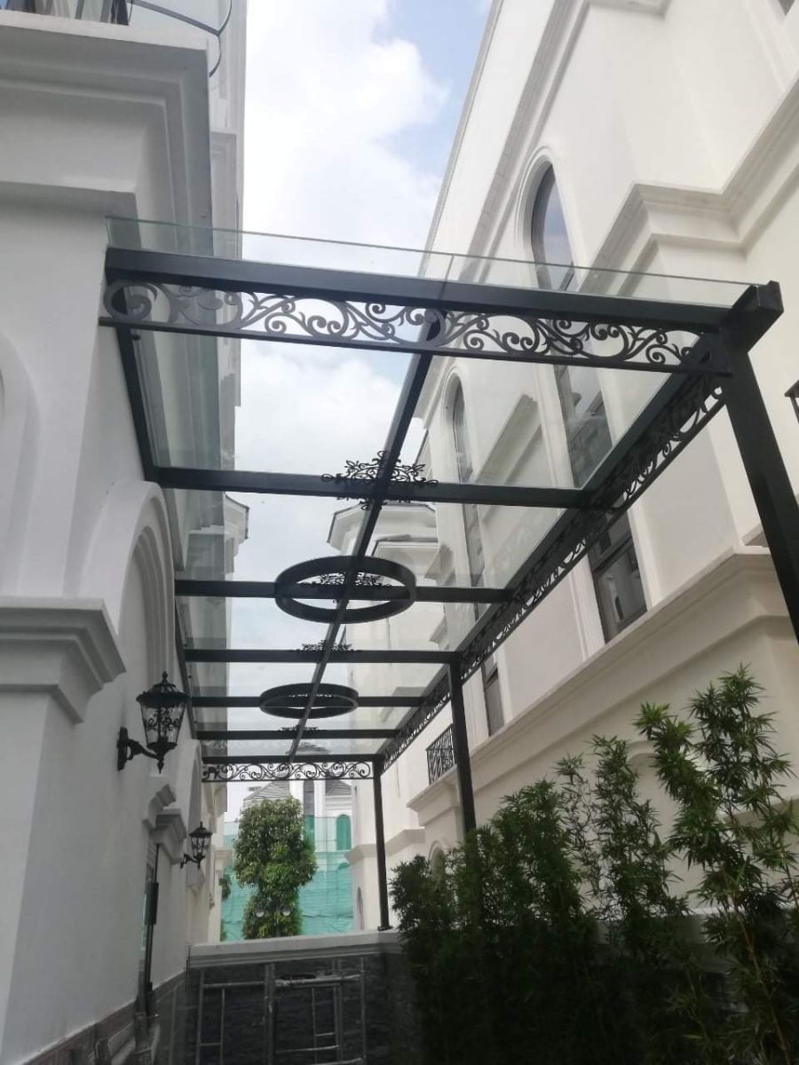 Mái kính cường lực giá rẻ tại Thủ Đức