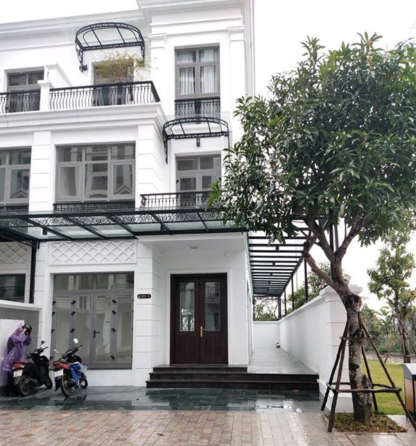 Thi công mái kính biệt thự tại Thủ Đức