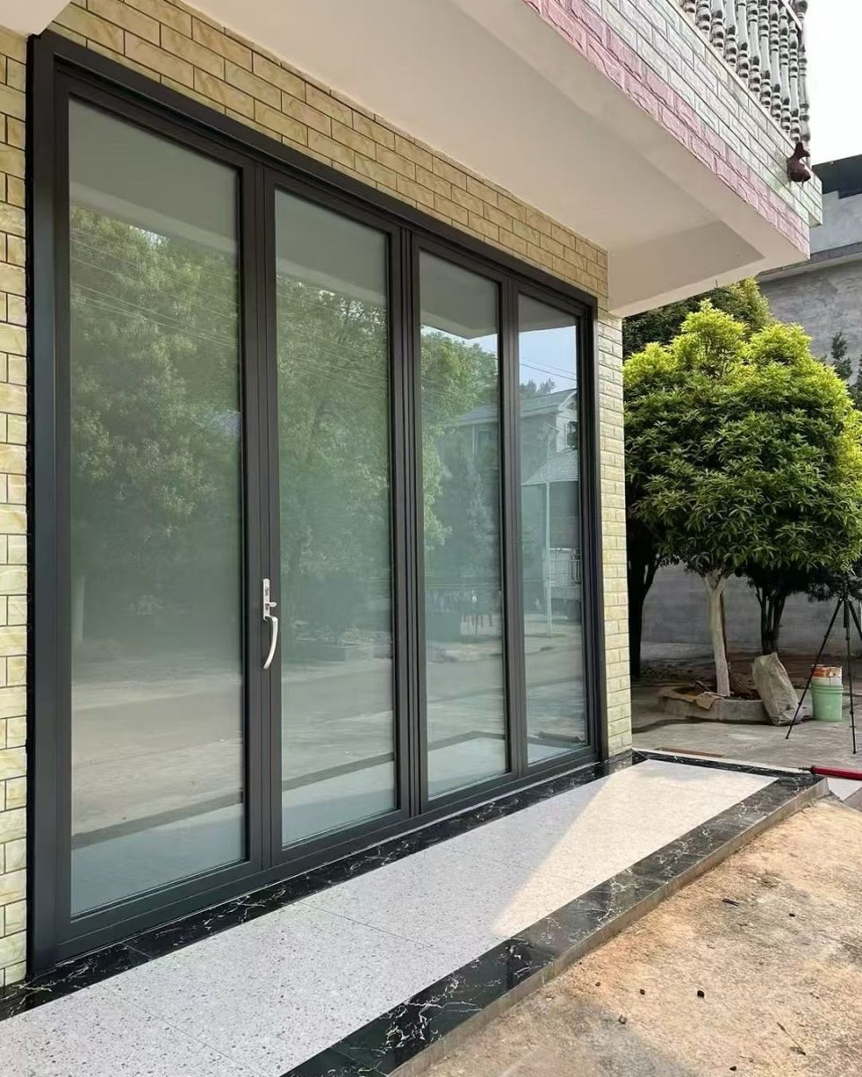 cửa nhôm 4 cánh quận 3