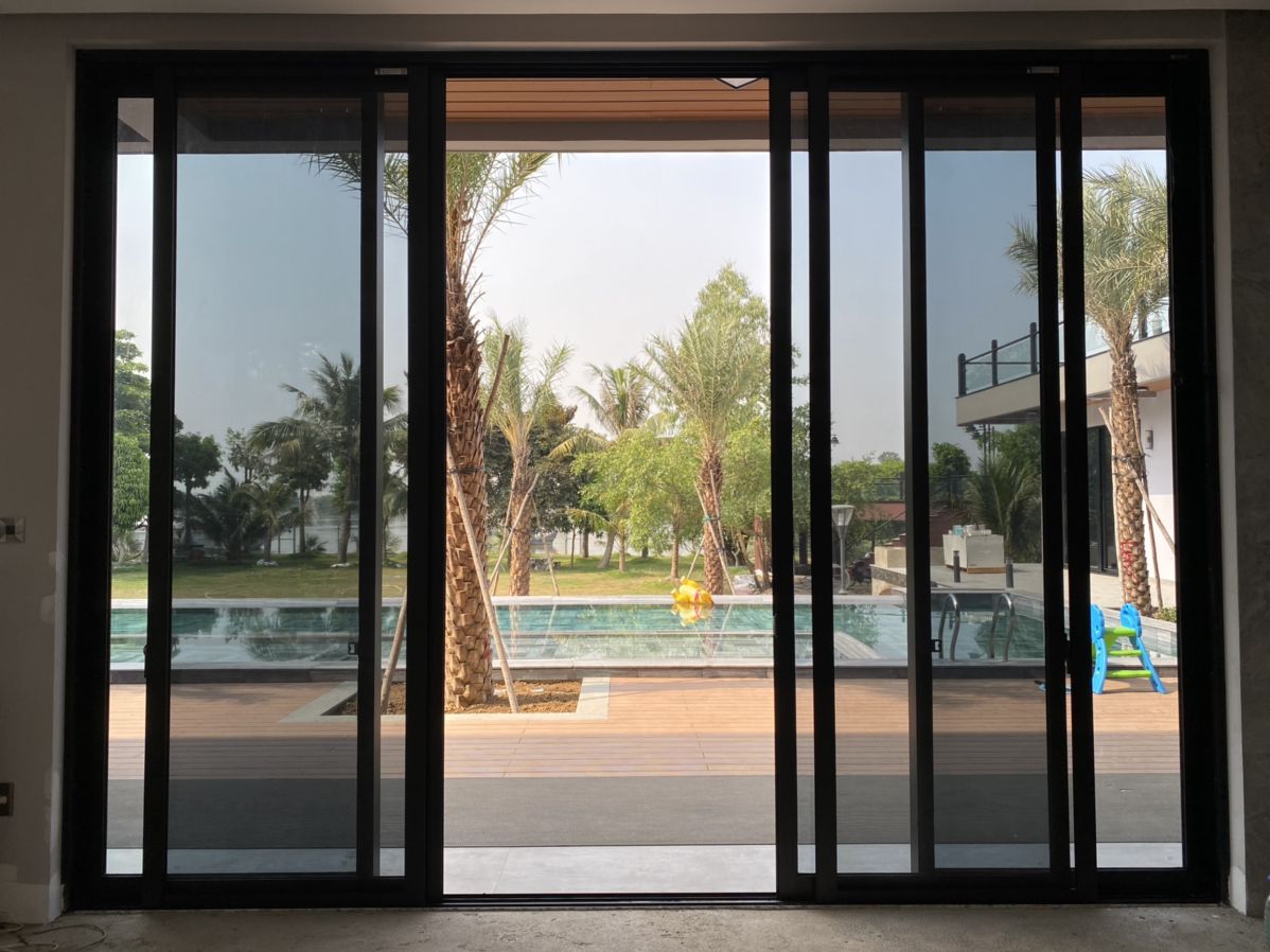 cửa nhôm xingfa kính cường lực Bình Chánh TP HCM