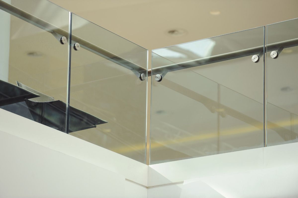 lan can kính tay vịn inox Thủ Đức TP HCM
