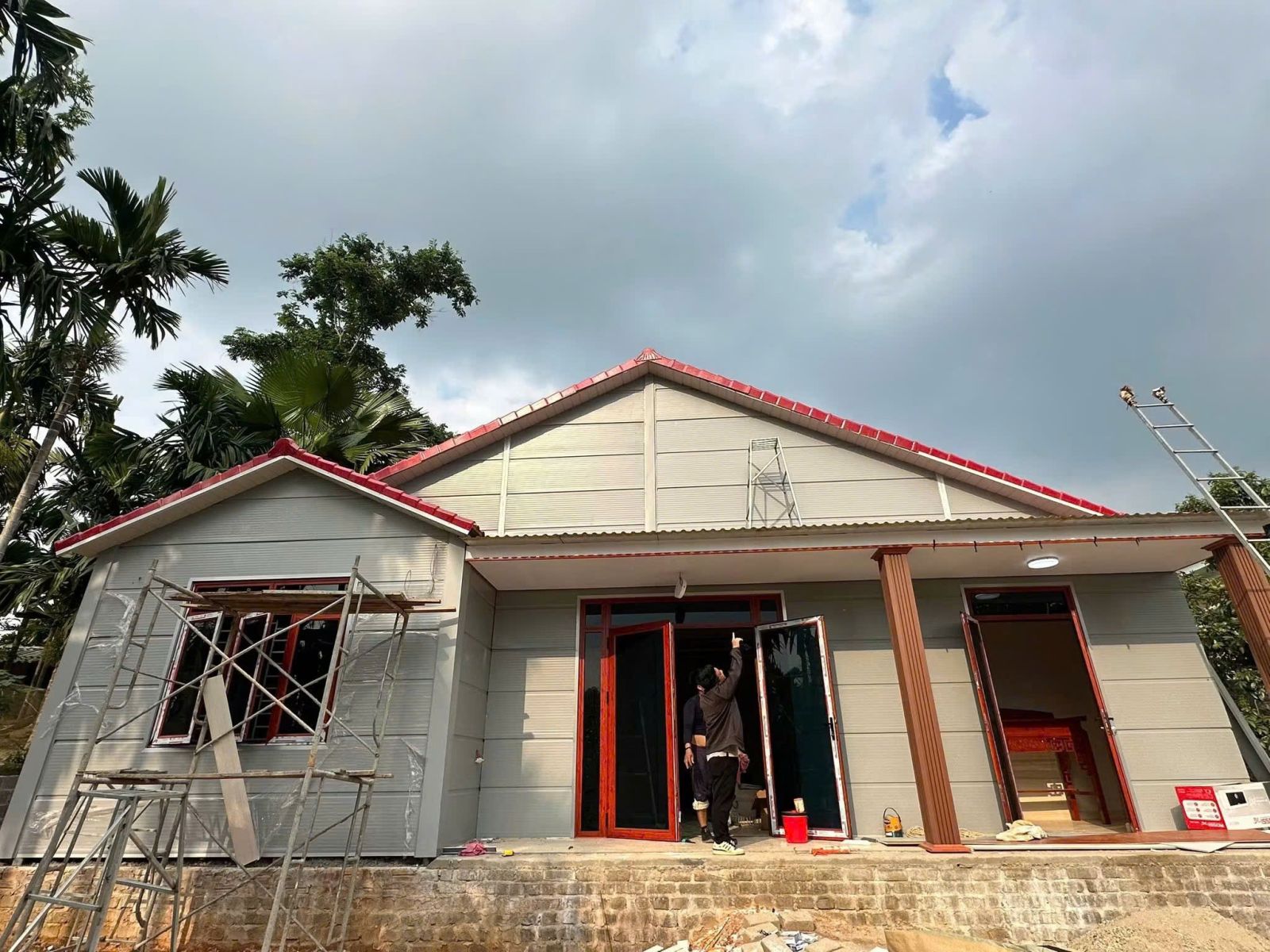 Căn nhà lắp ghép panel 3 phòng ngủ tại Bạc Liêu đang thi công bởi Anh Tuấn Group