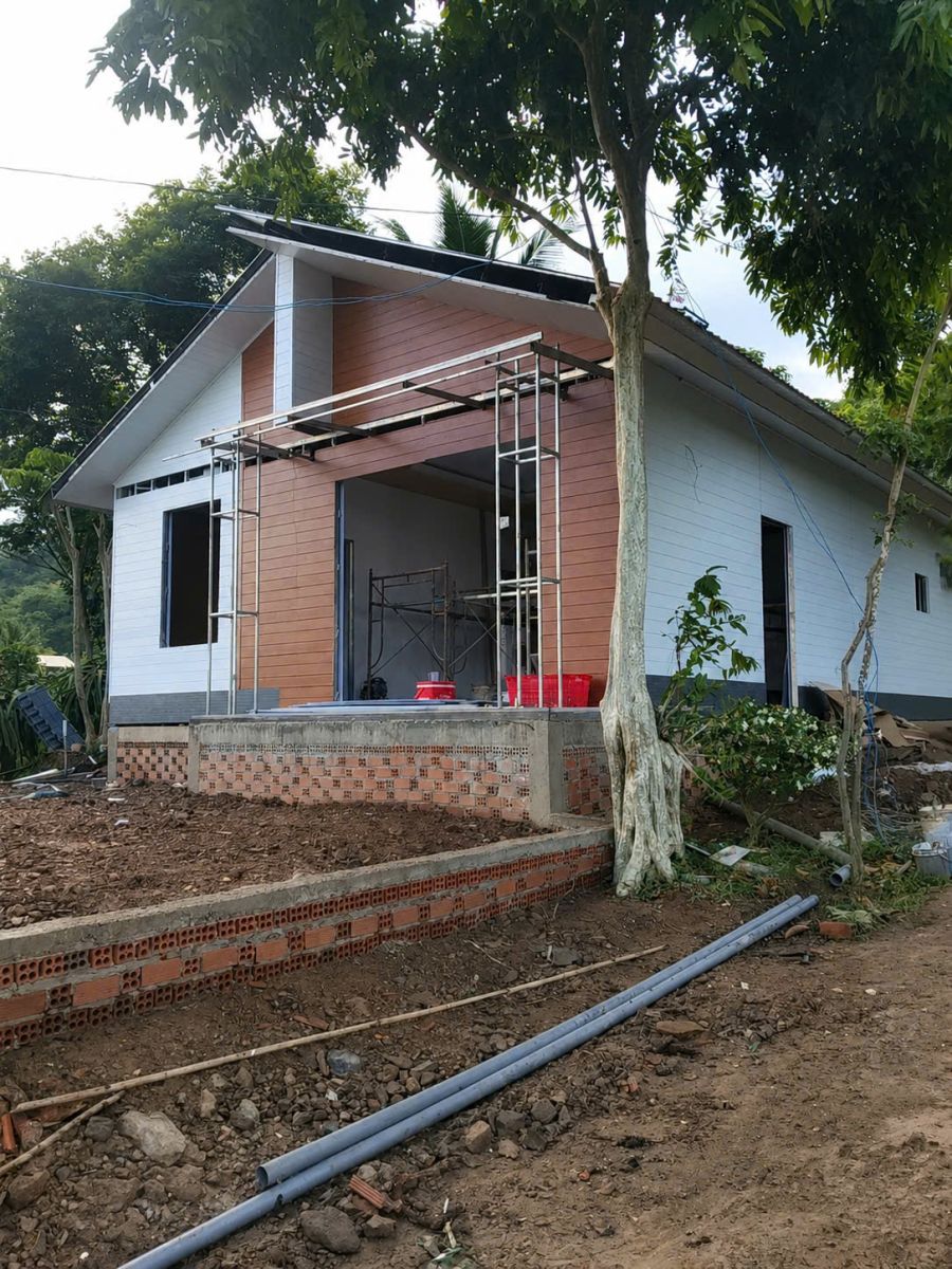 nhà lắp ghép paenl mái lệch tại Đồng Nai của Anh Tuấn Group thi công