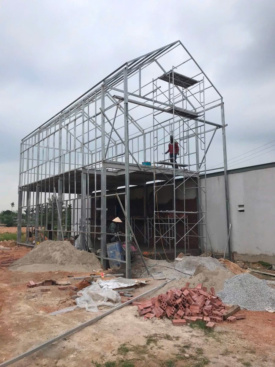 công trình nhà lắp ghép panel của Anh Tuấn Group tại Kiên Giang đang lên khung