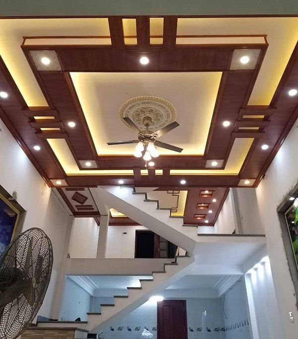 Mẫu trần nhựa giả gỗ (vân gỗ) truyền thống