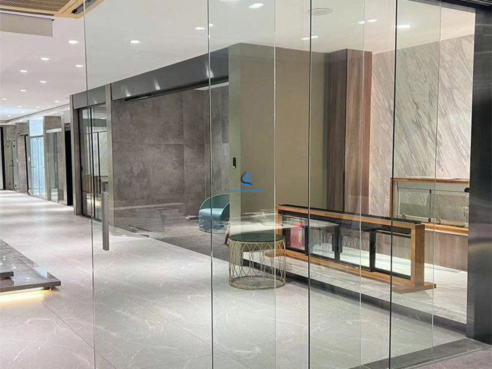Thi công cửa kính cường lực tại Thủ Đức TP HCM