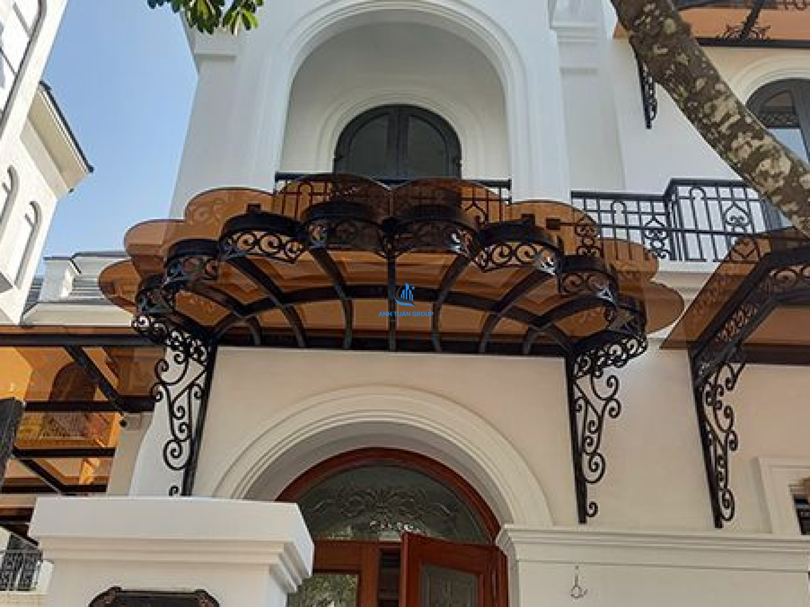 Mái kính cường lực tại Quận 4