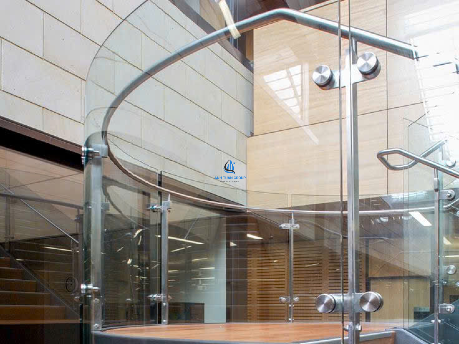 Thi công lan can kính cong quận Gò Vấp TP HCM