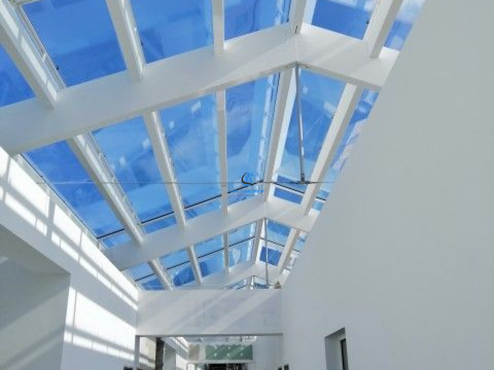Thi công mái kính cường lực Cần Giờ