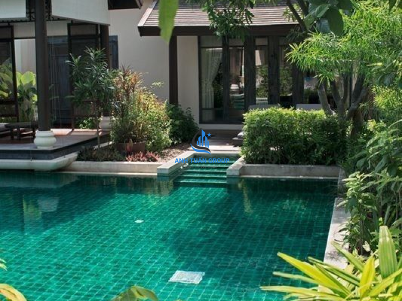 Hồ bơi khách sạn tại Bình Chánh TP HCM