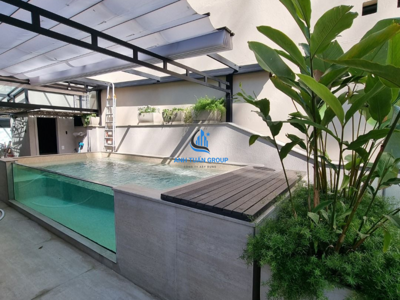 Hồ bơi kính tại Củ Chi TP HCM
