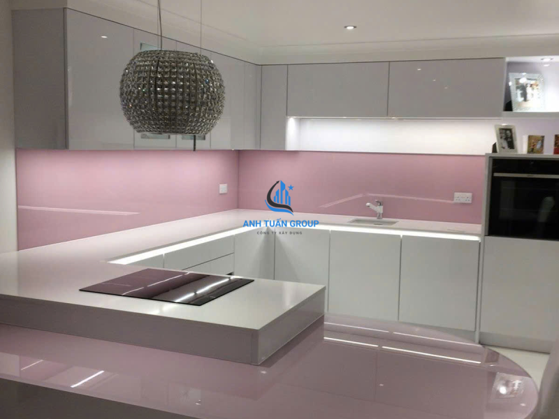 Thi công kính ốp bếp Hóc Môn TP HCM