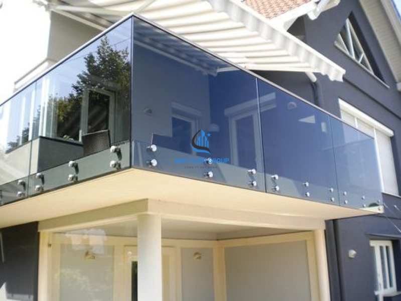 Thi công kính cường lực quận 5 TP HCM