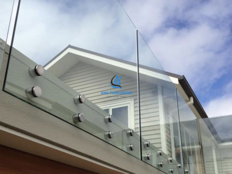 Thi công kính cường lực tại quận 11 TP HCM